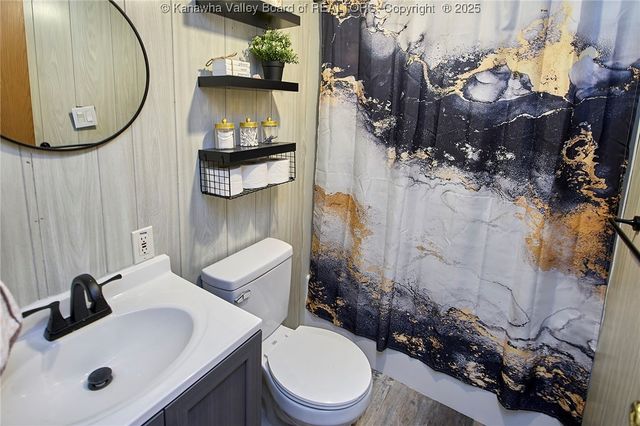 4578 Barton Chapel Road, Fraziers Bottom, WV 25082