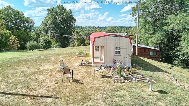 4578 Barton Chapel Road, Fraziers Bottom, WV 25082