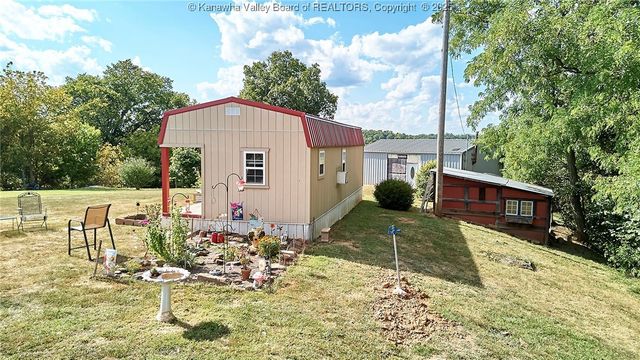 4578 Barton Chapel Road, Fraziers Bottom, WV 25082