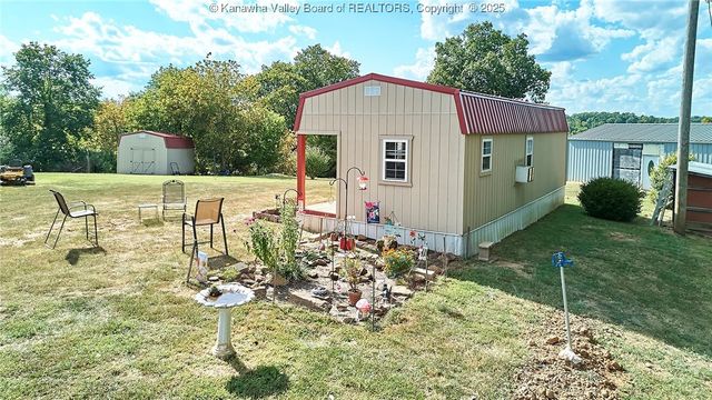 4578 Barton Chapel Road, Fraziers Bottom, WV 25082