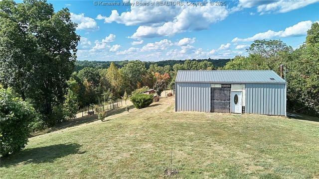 4578 Barton Chapel Road, Fraziers Bottom, WV 25082