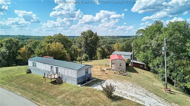4578 Barton Chapel Road, Fraziers Bottom, WV 25082