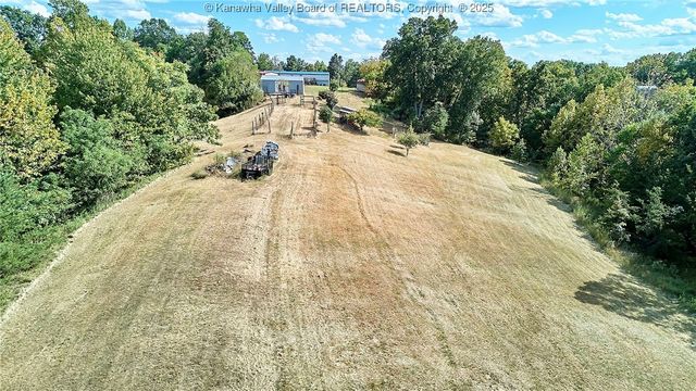 4578 Barton Chapel Road, Fraziers Bottom, WV 25082