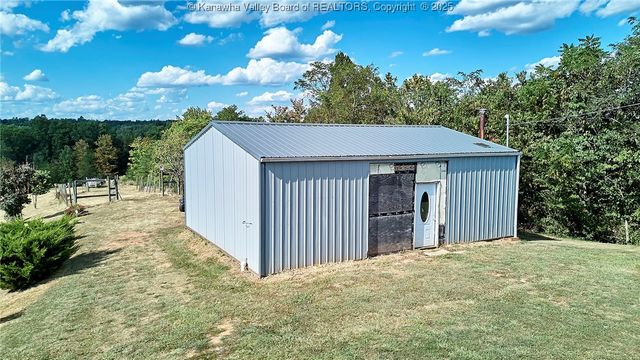 4578 Barton Chapel Road, Fraziers Bottom, WV 25082