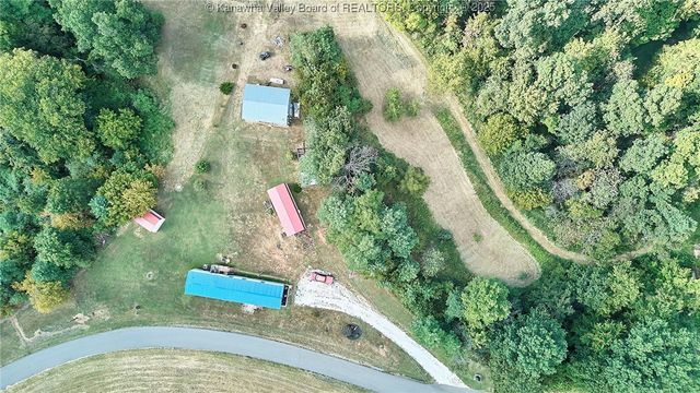 4578 Barton Chapel Road, Fraziers Bottom, WV 25082