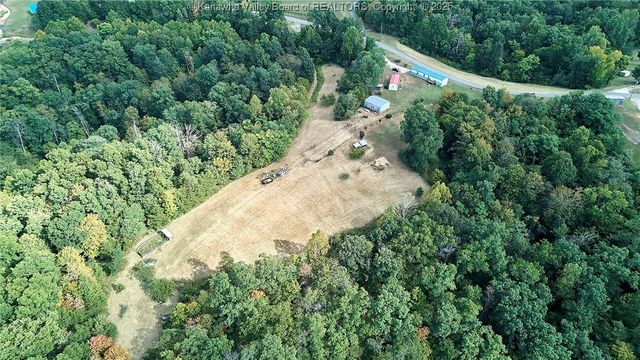4578 Barton Chapel Road, Fraziers Bottom, WV 25082