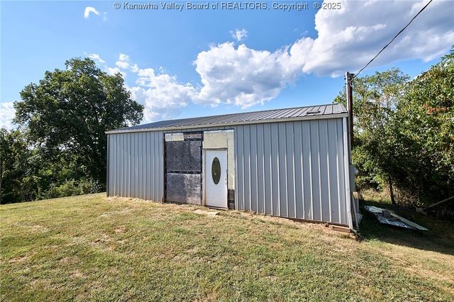 4578 Barton Chapel Road, Fraziers Bottom, WV 25082