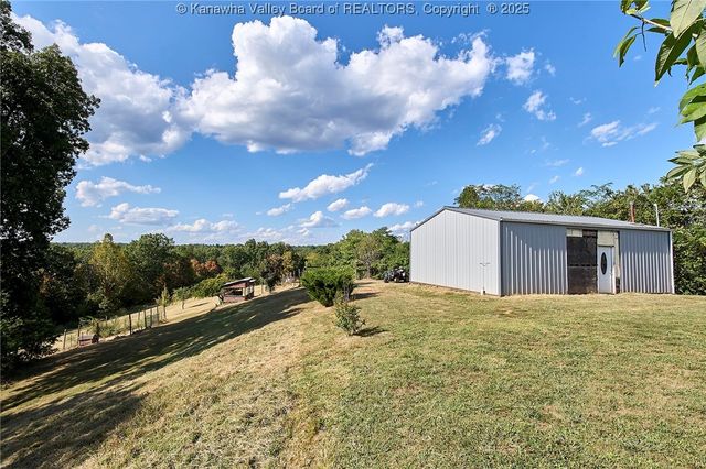 4578 Barton Chapel Road, Fraziers Bottom, WV 25082