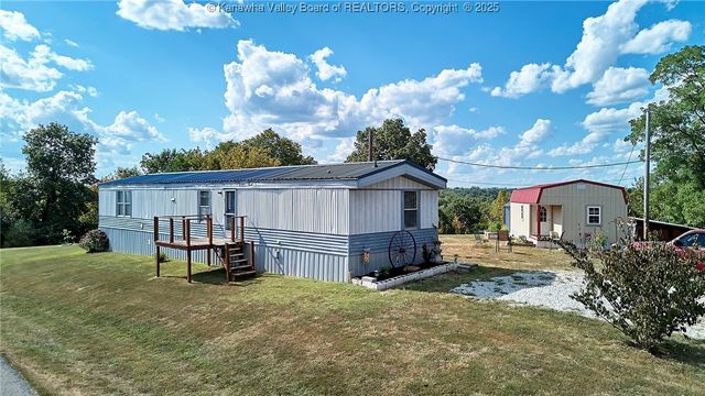 4578 Barton Chapel Road, Fraziers Bottom, WV 25082