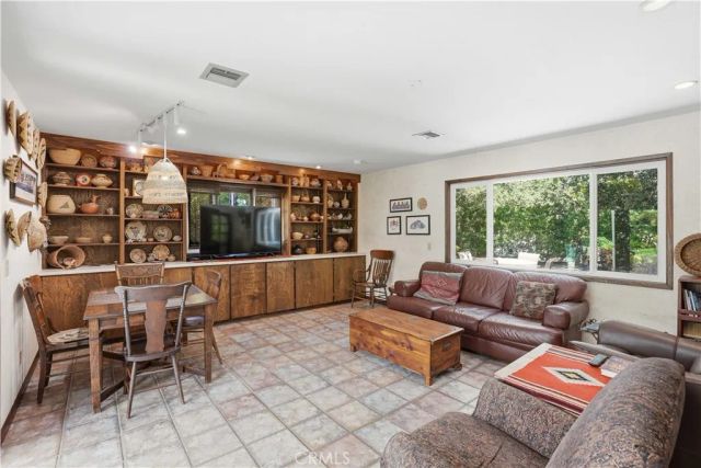 27349 Eaglehelm, Canyon Country, CA 91387