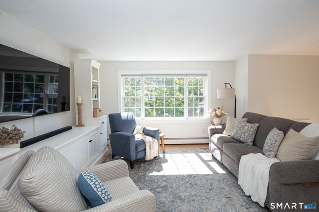 130 Meetinghouse Ridge, Meriden, CT 06450