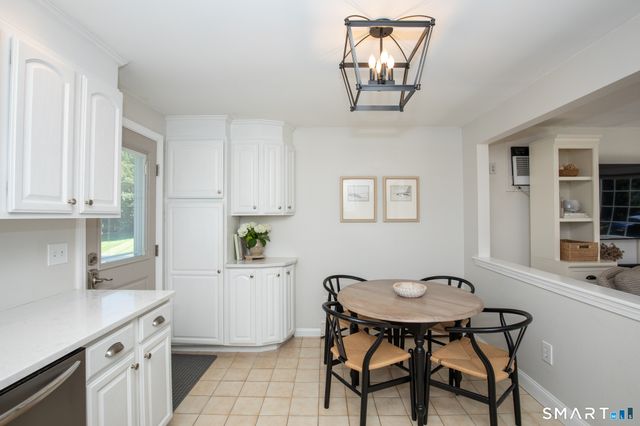 130 Meetinghouse Ridge, Meriden, CT 06450