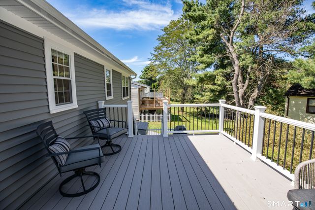 130 Meetinghouse Ridge, Meriden, CT 06450