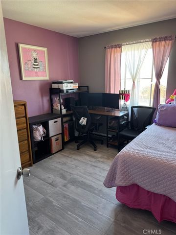 1315 exeter, San Jacinto, CA 92583