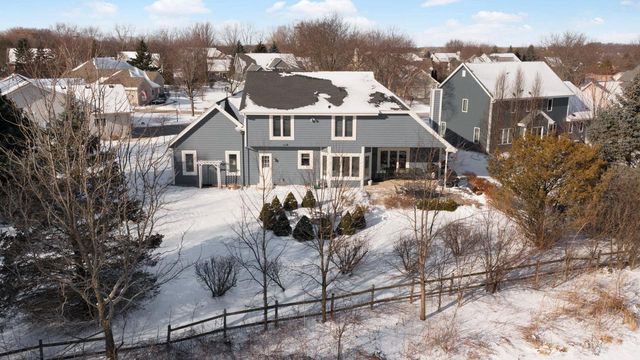 8086 S Meadowcreek COURT, Franklin, WI 53132