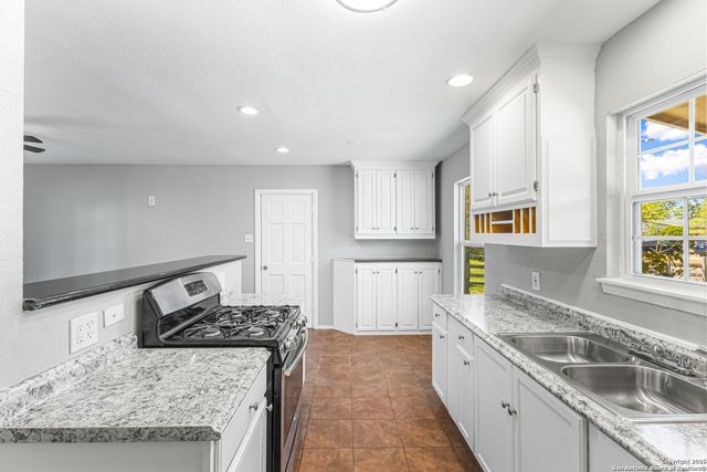 6826 Westward, San Antonio, TX 78227