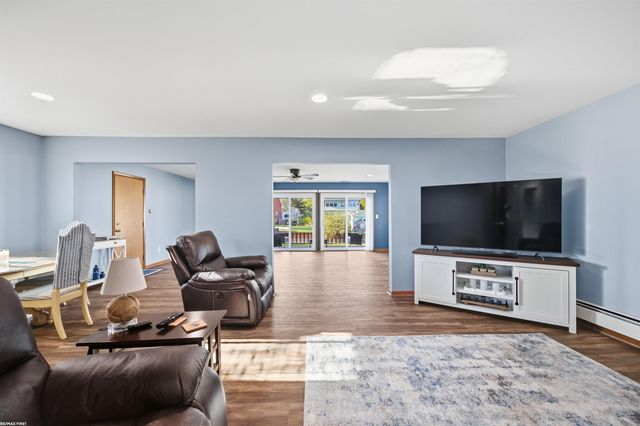 2037 W Park Drive, Algonac, MI 48001