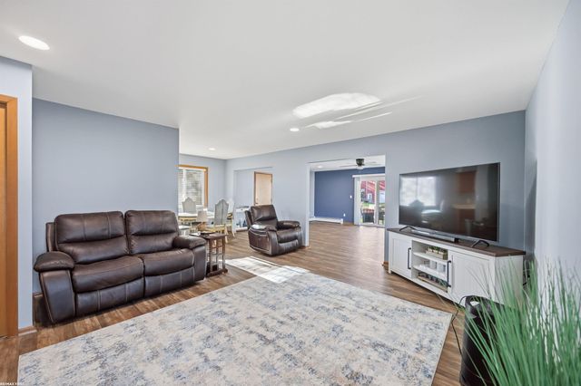 2037 W Park Drive, Algonac, MI 48001