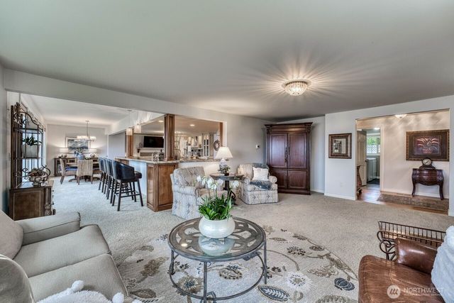 311 Farragut Avenue N, Port Orchard, WA 98366