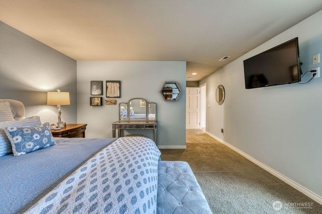 311 Farragut Avenue N, Port Orchard, WA 98366