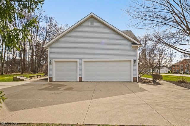7525 Berks Way, Hudson, OH 44236