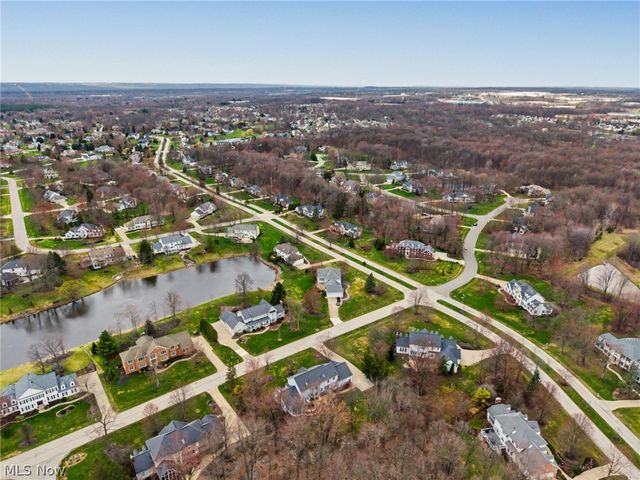 7525 Berks Way, Hudson, OH 44236