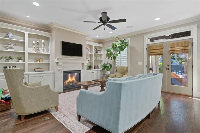 810 Camp Avenue, Roswell, GA 30075