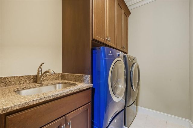 810 Camp Avenue, Roswell, GA 30075