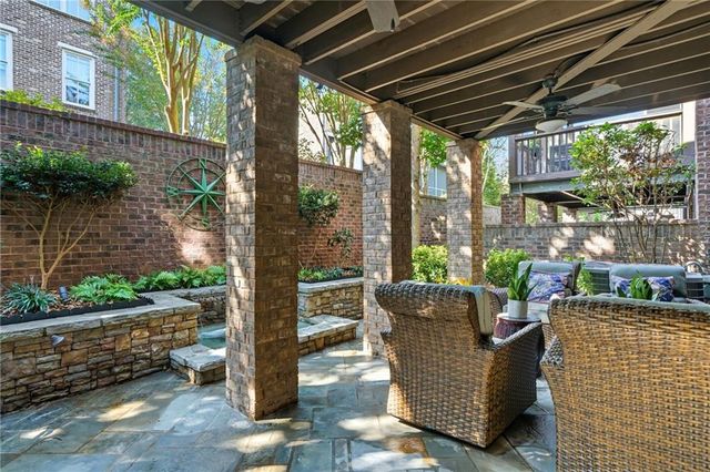 810 Camp Avenue, Roswell, GA 30075