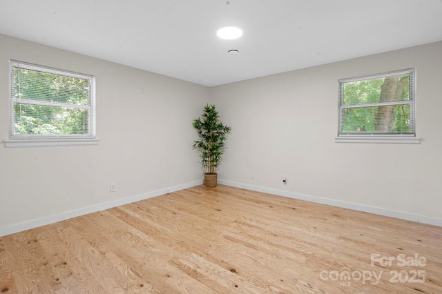 198 Mellwood Drive, Charlotte, NC 28214