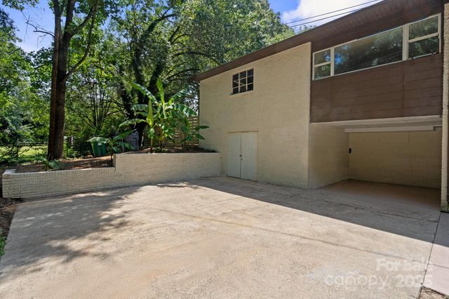 198 Mellwood Drive, Charlotte, NC 28214