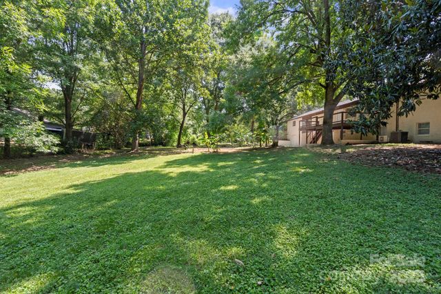 198 Mellwood Drive, Charlotte, NC 28214