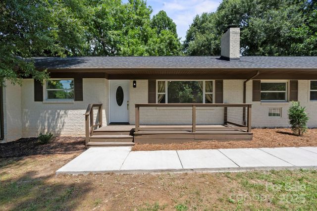 198 Mellwood Drive, Charlotte, NC 28214
