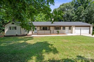 198 Mellwood Drive, Charlotte, NC 28214