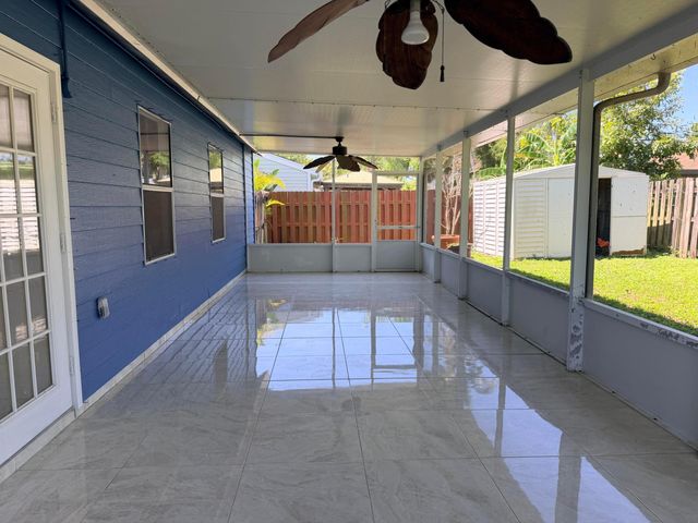 5271 Harwood Lane, Lake Worth, FL 33467