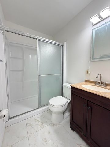5271 Harwood Lane, Lake Worth, FL 33467