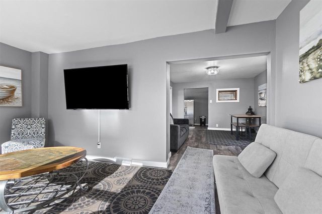 210 N OAKLAND AVENUE, Oconto Falls, WI 54154