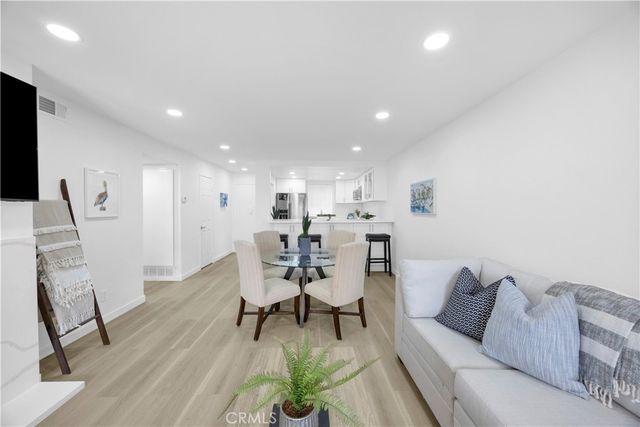 3845 Farquhar Ave 110, Los Alamitos, CA 90720