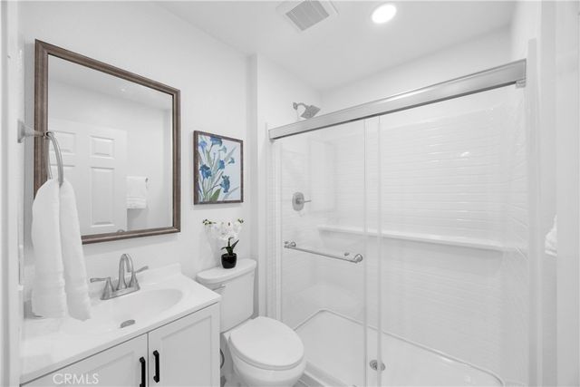 3845 Farquhar Ave 110, Los Alamitos, CA 90720
