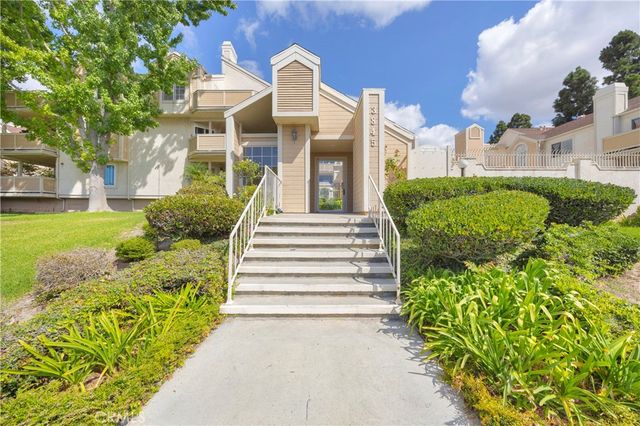 3845 Farquhar Ave 110, Los Alamitos, CA 90720