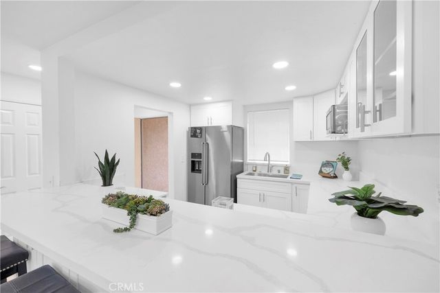 3845 Farquhar Ave 110, Los Alamitos, CA 90720