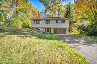 4056 Meadowbrook Boulevard, University Heights, OH 44118