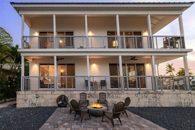 96 W Plaza Del Sol, Islamorada, FL 33036