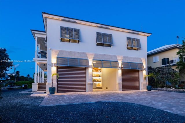 96 W Plaza Del Sol, Islamorada, FL 33036