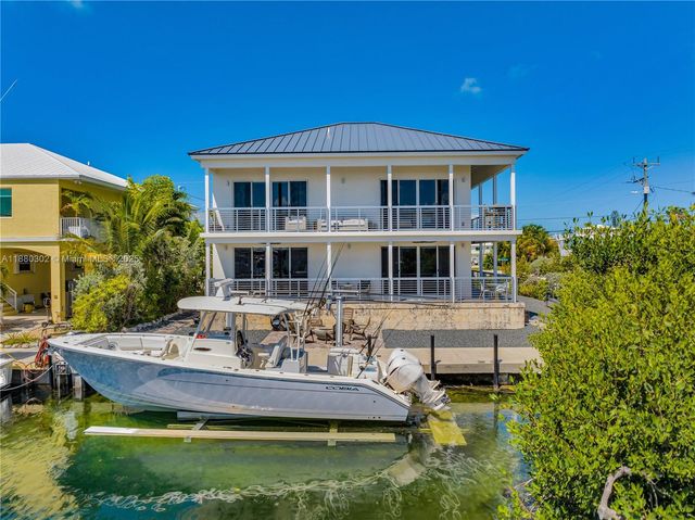 96 W Plaza Del Sol, Islamorada, FL 33036