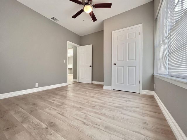 4106 Robertson Street, Houston, TX 77009