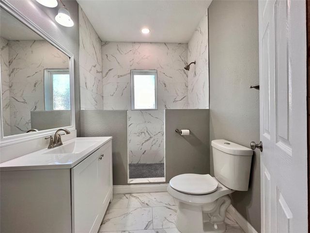 4106 Robertson Street, Houston, TX 77009