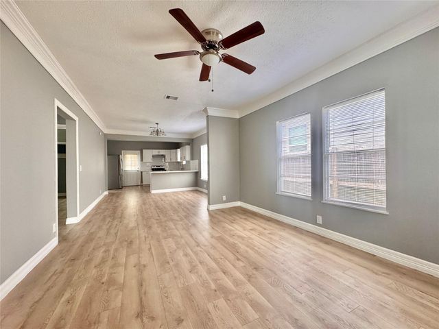 4106 Robertson Street, Houston, TX 77009