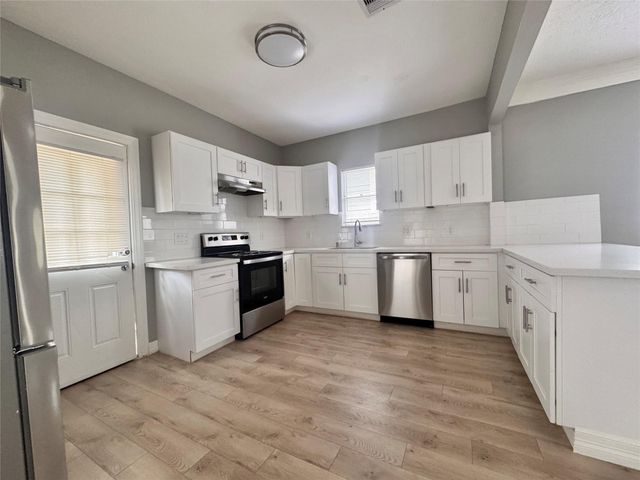 4106 Robertson Street, Houston, TX 77009