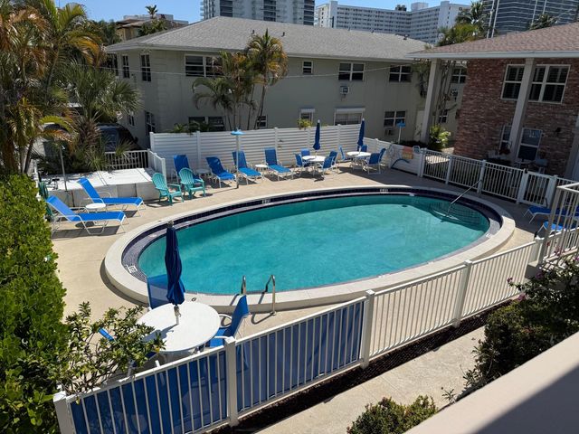 3216 NE 13TH Street 11, Pompano Beach, FL 33062